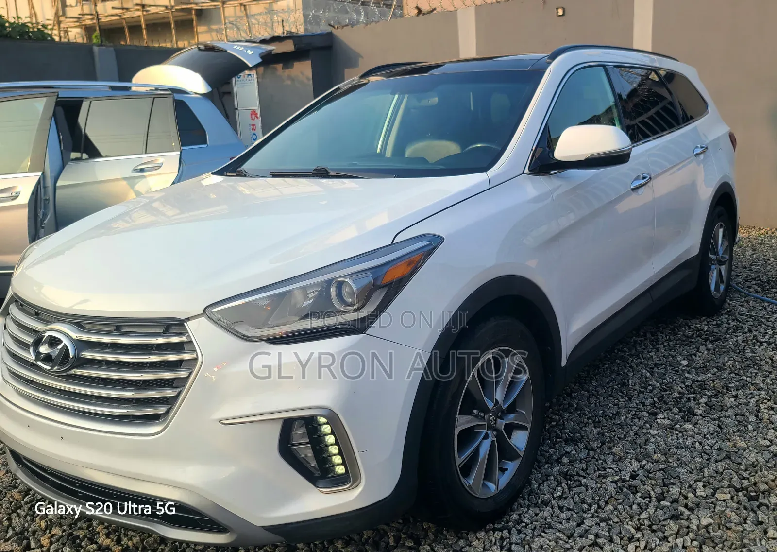 Hyundai Santa Fe Limited AWD 2016 White
