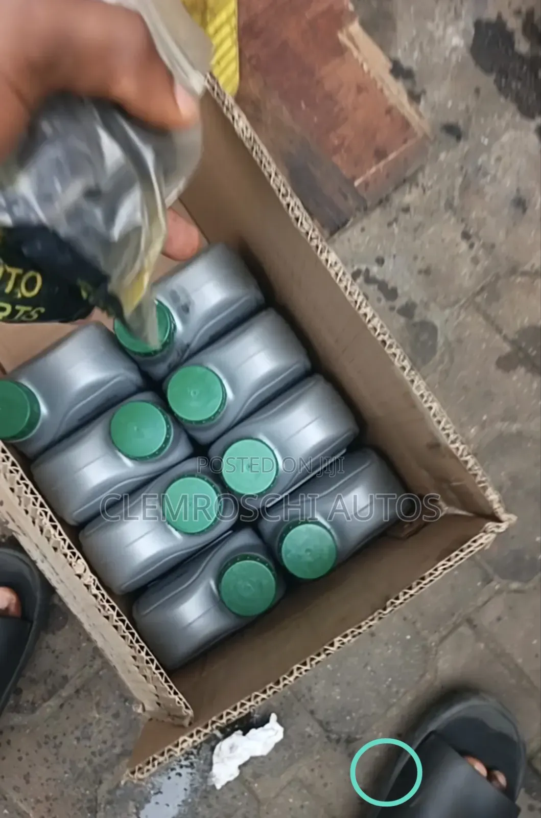 High Quality Certified Complete Brand New Gearbox Oil for Luxury Cars.