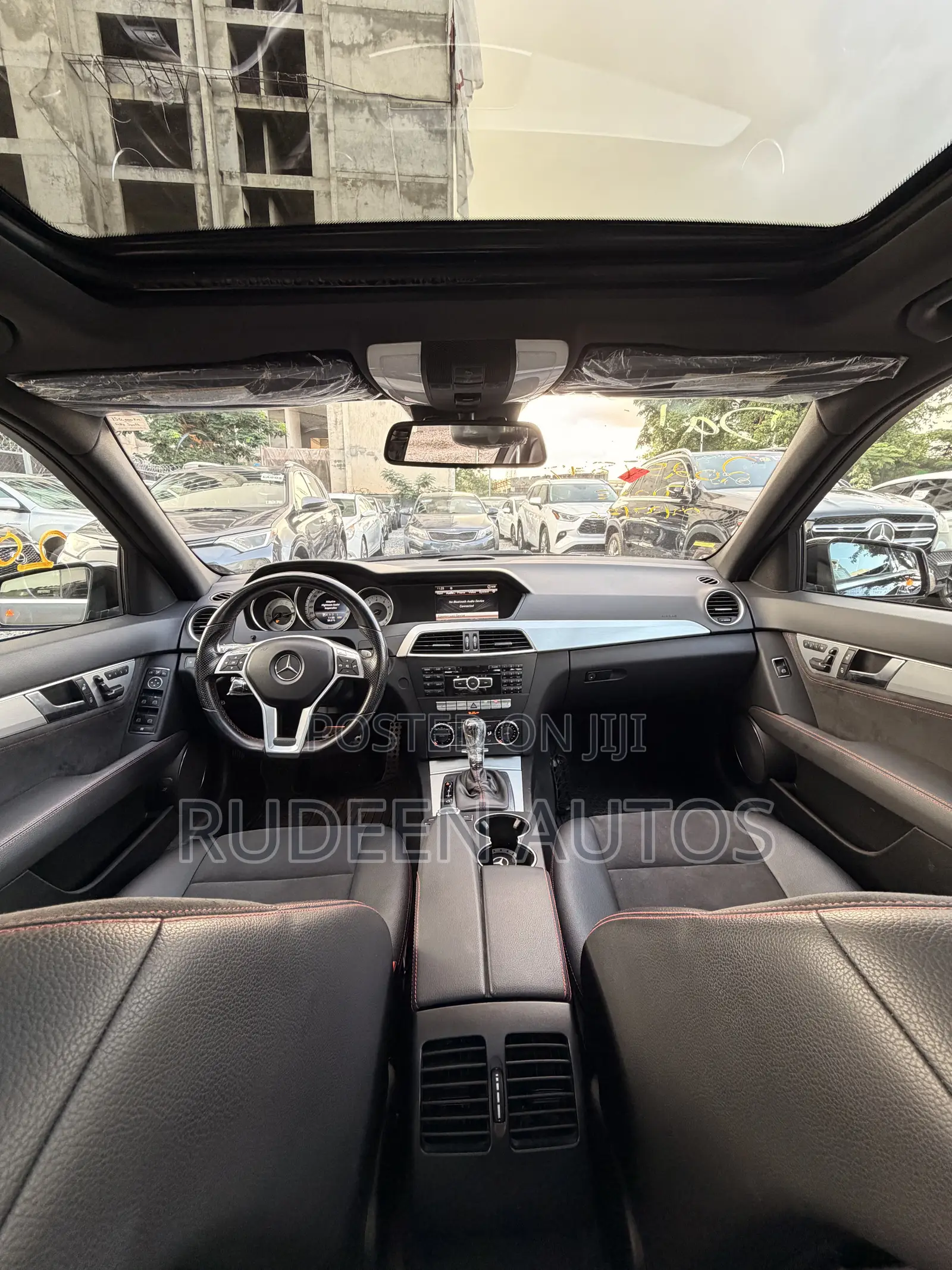 Mercedes-Benz C350 2014 Black