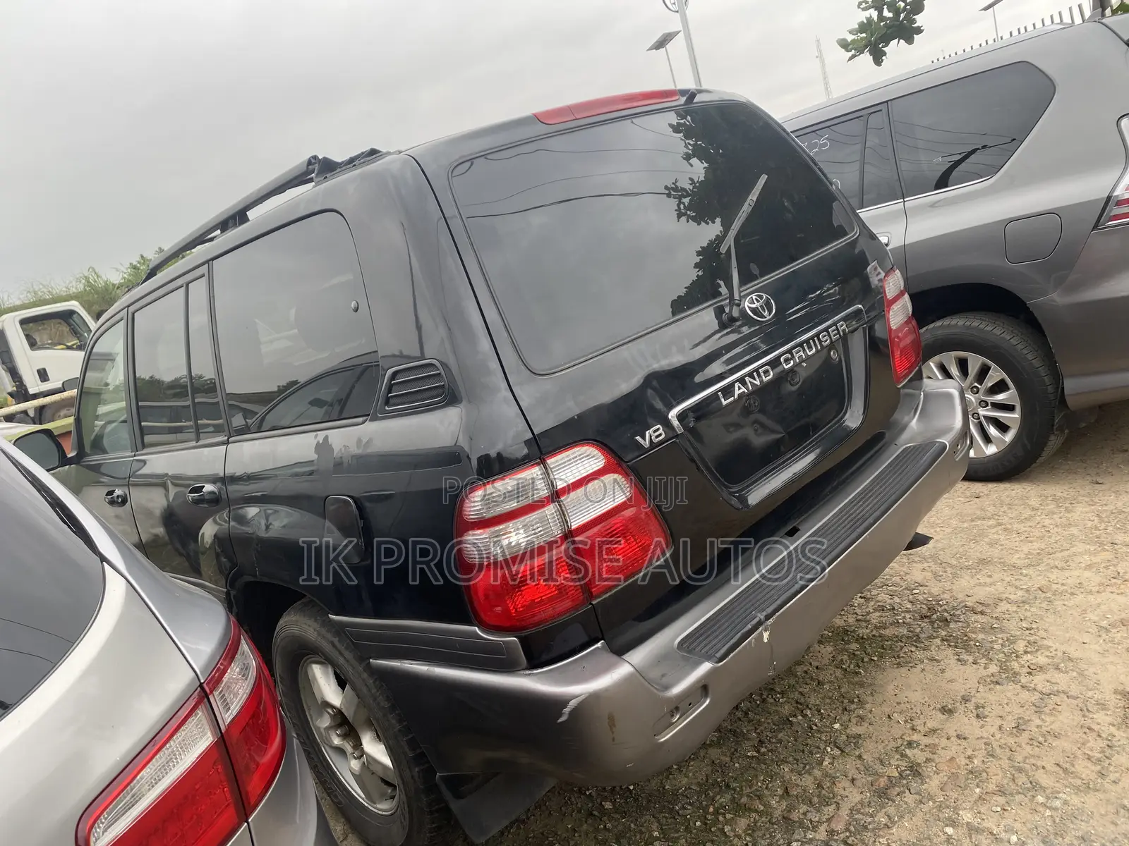 Toyota Land Cruiser 2004 Black