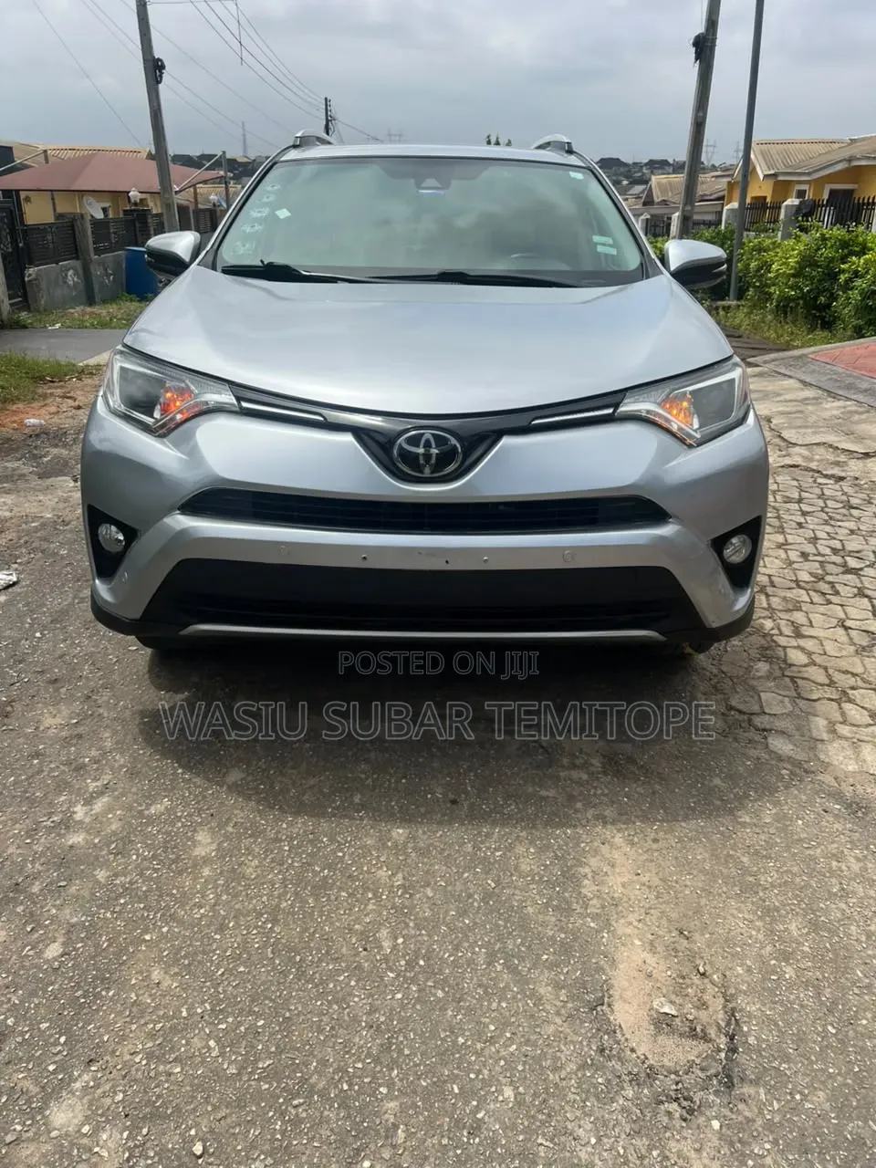 Toyota RAV4 Limited AWD (2.5L 4cyl 6A) 2017 Silver