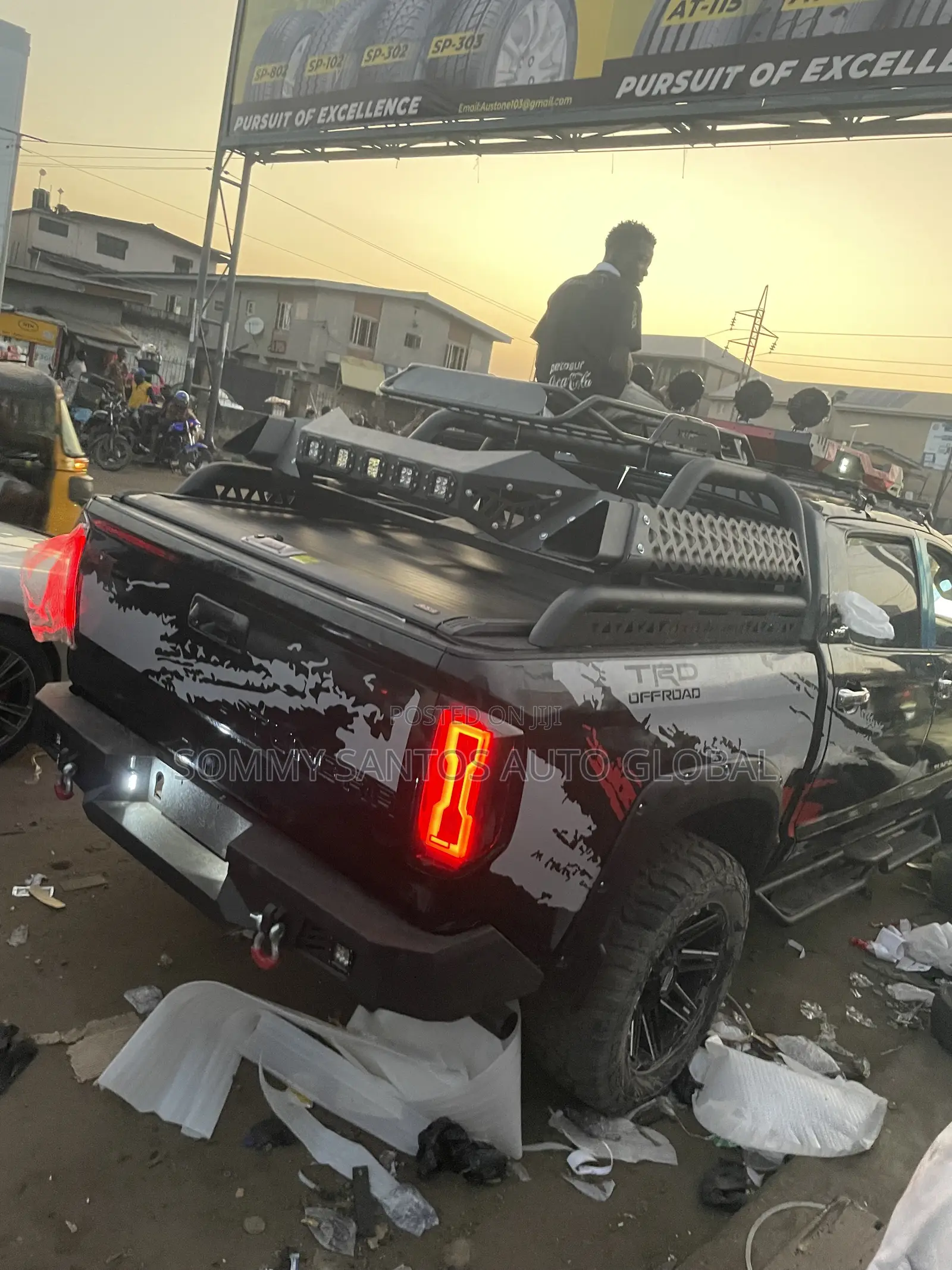 Rugged Bar and Booth Cover Toyota Tundra Available
