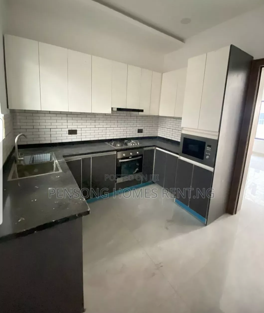4bdrm Duplex in Off Freedom Way, Lekki Phase 1 for rent