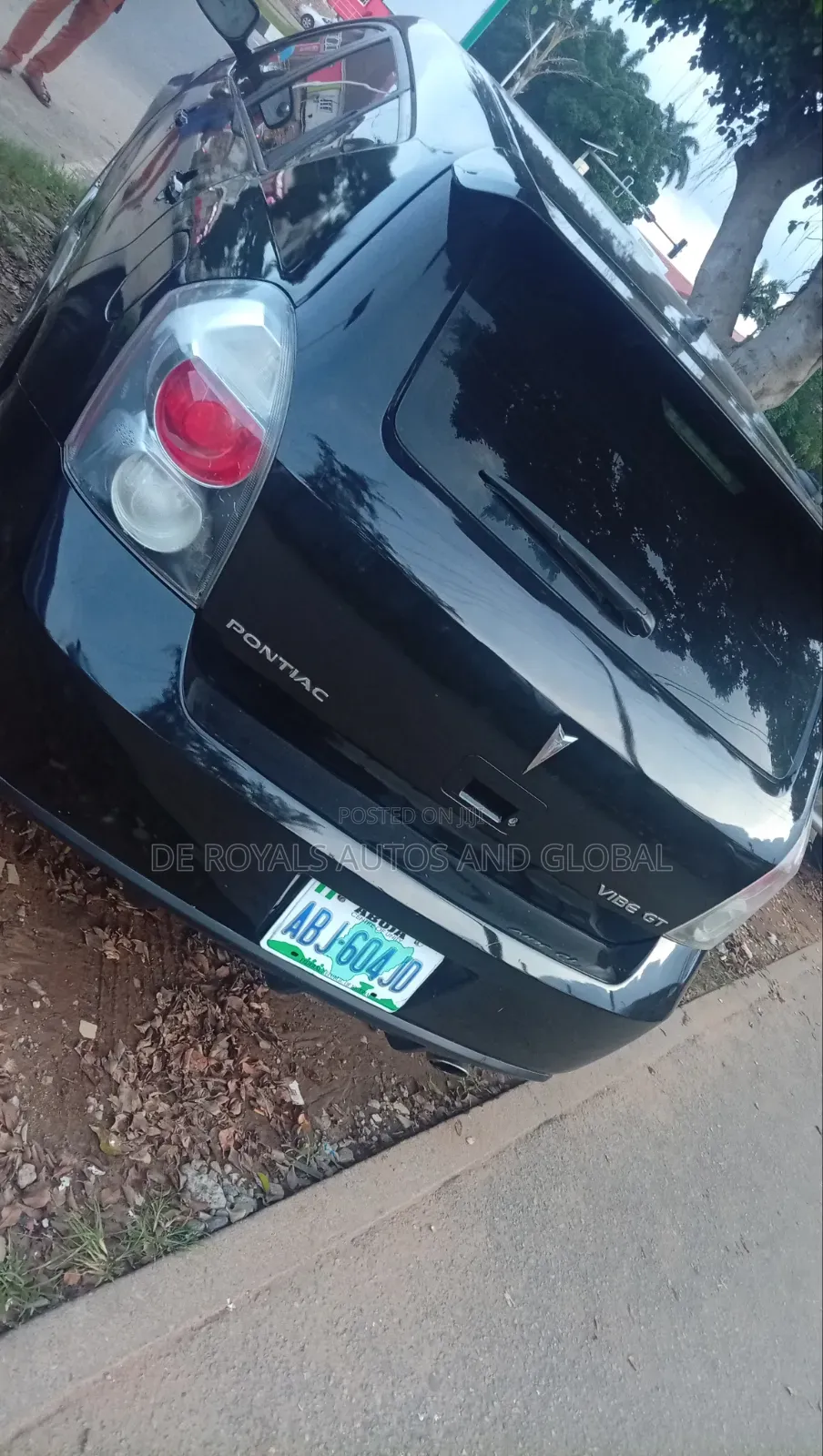 Pontiac Vibe 2010 Black