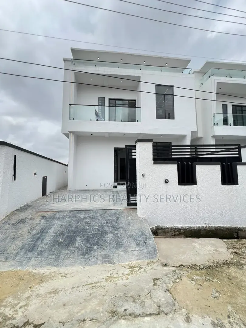 4bdrm Duplex in Sangotedo for sale