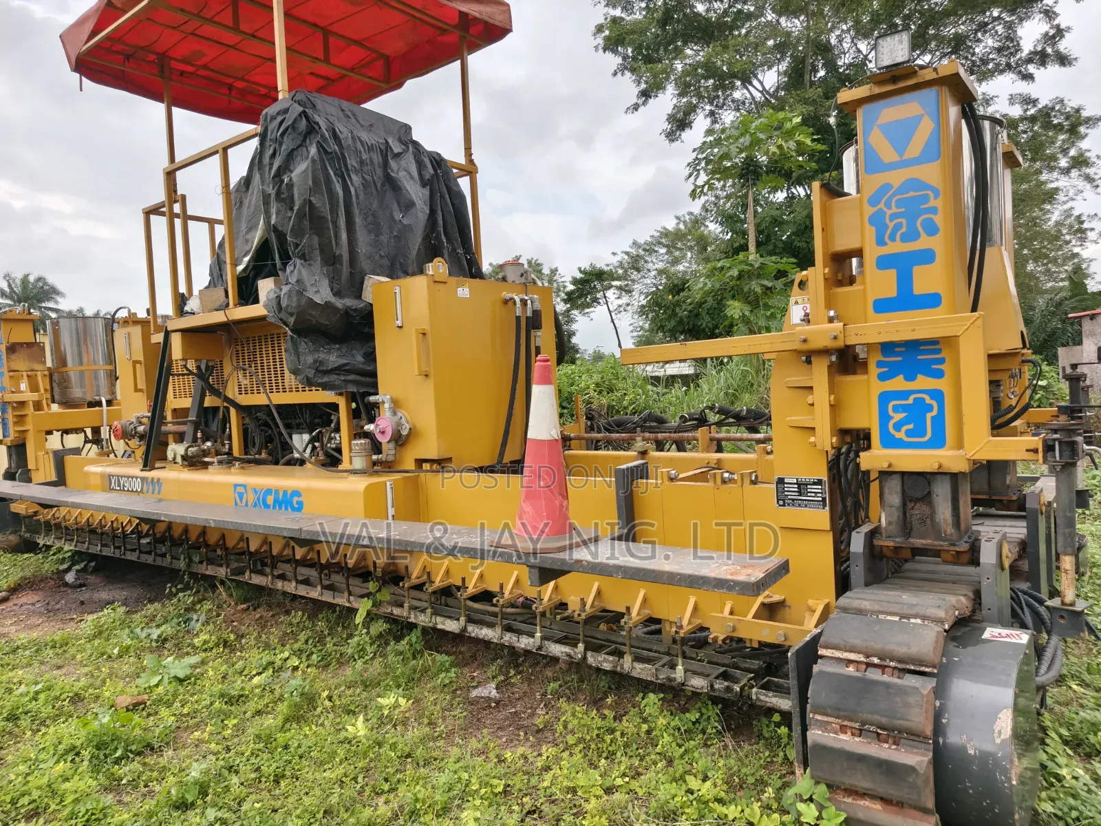 XCMG Slipform Concrete Paving Machine - 2024 Model