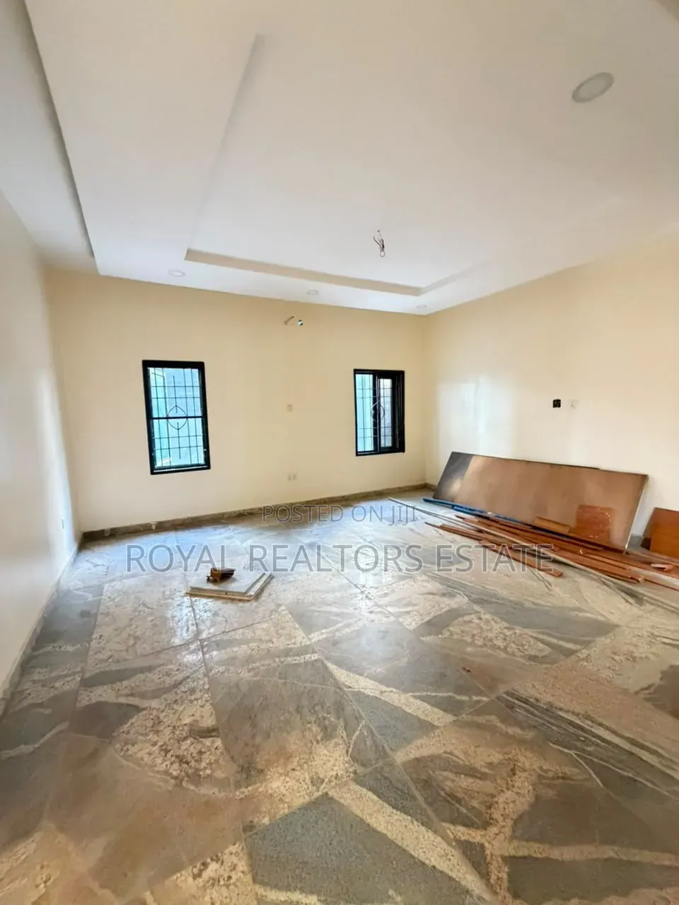 5bdrm Duplex in Galadimawa for sale
