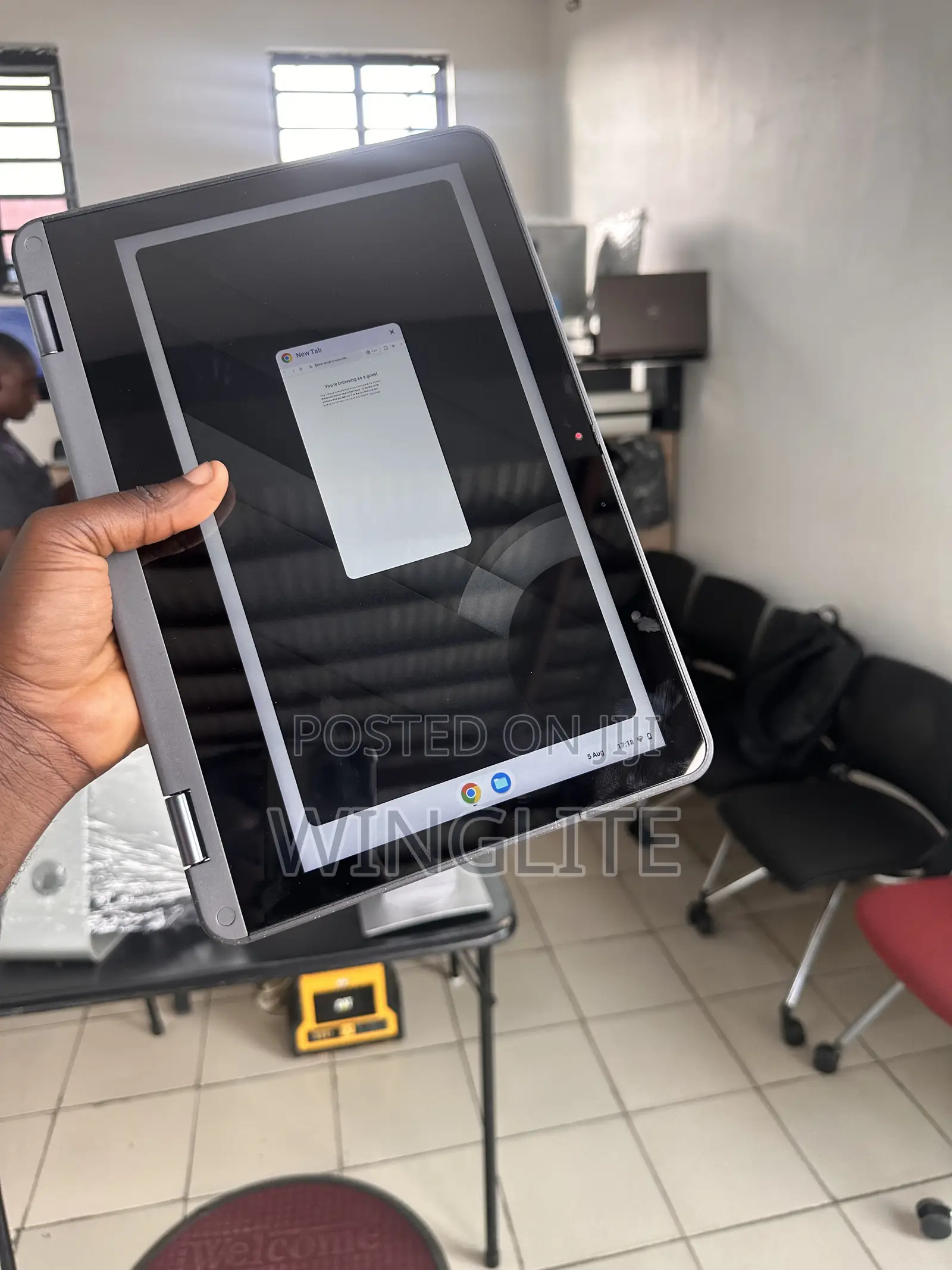 Laptop Lenovo 300e 4GB Intel Celeron eMMC 32GB