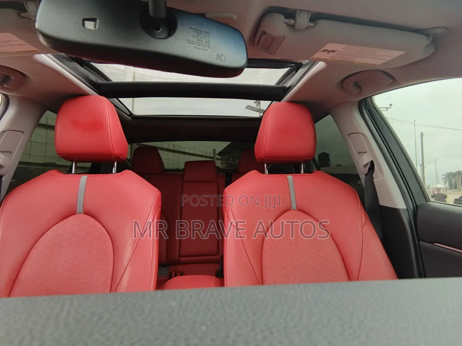 Toyota Camry 2018 White