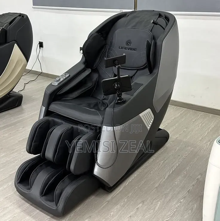 Liner Massager Chair With Bluetooth Speaker