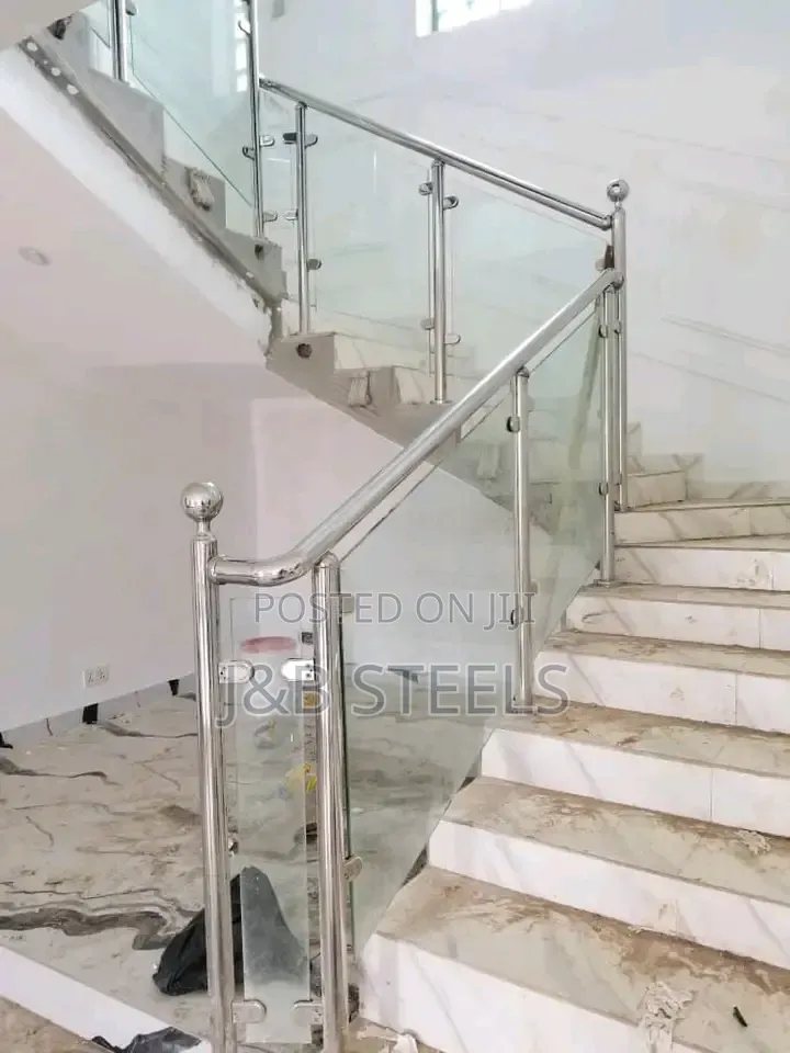 10m With Dimensions Glass
