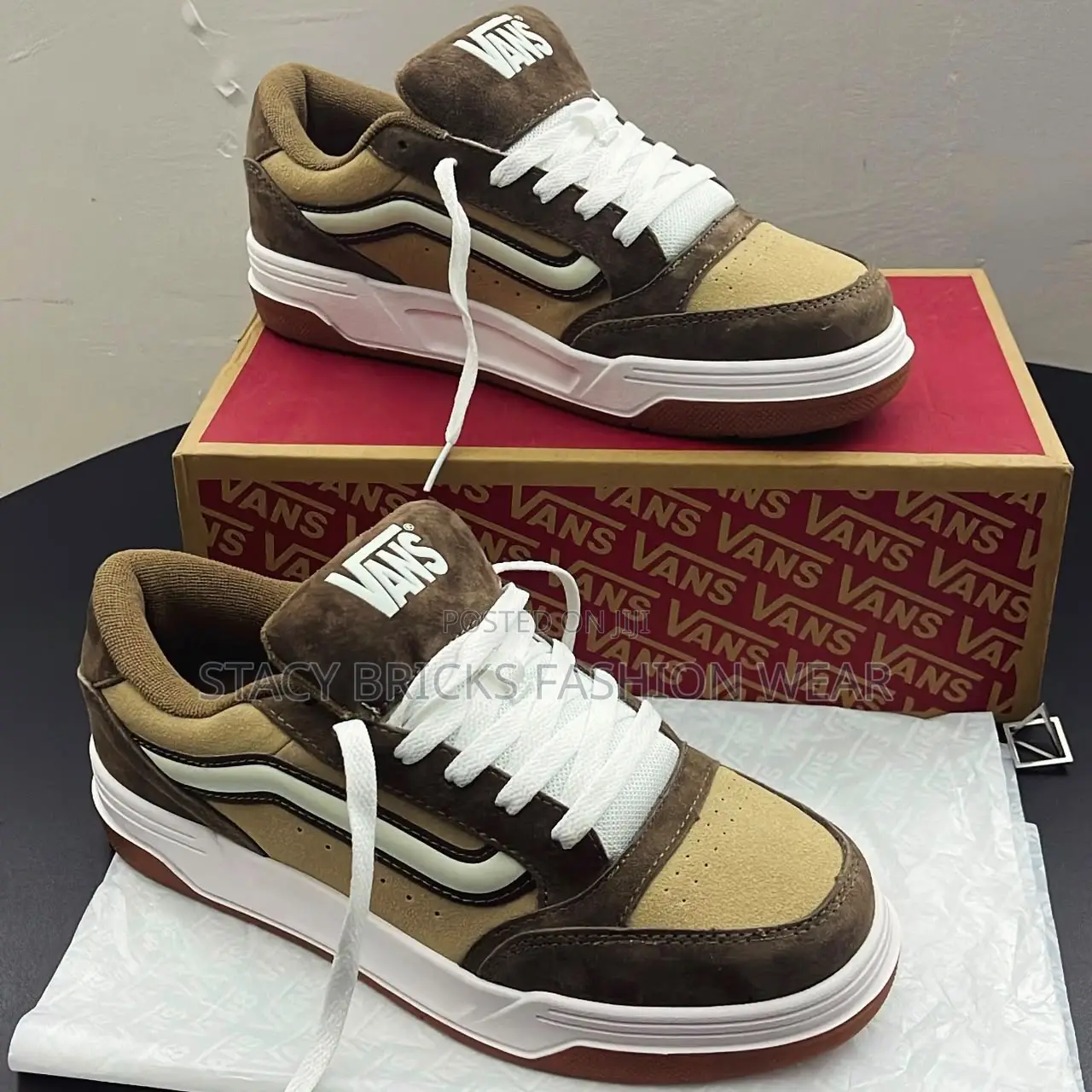 Vans Hylane Sneakers Brown Color