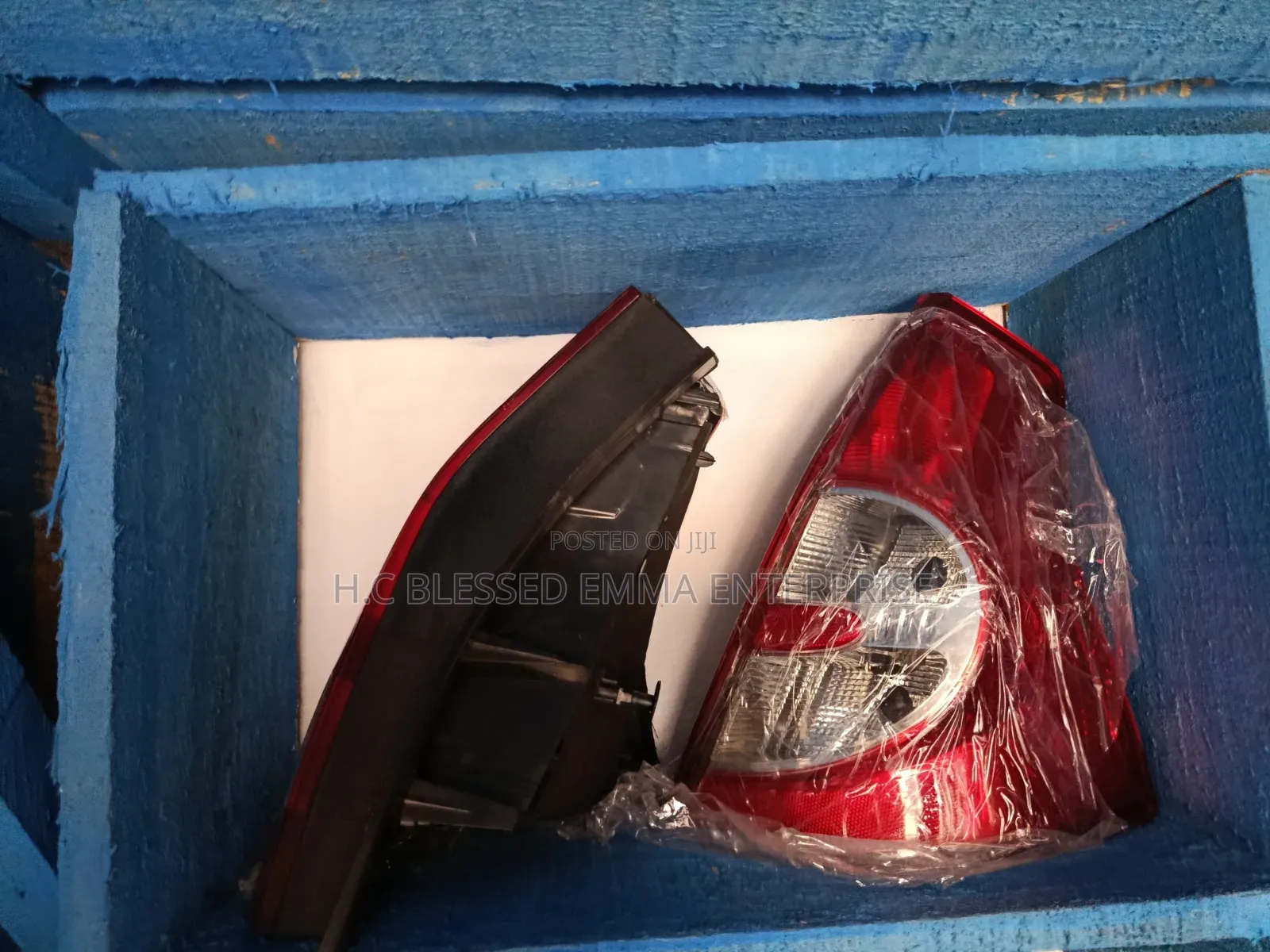 Back Light (Rear Light) for RENAULT SANDERO 2011