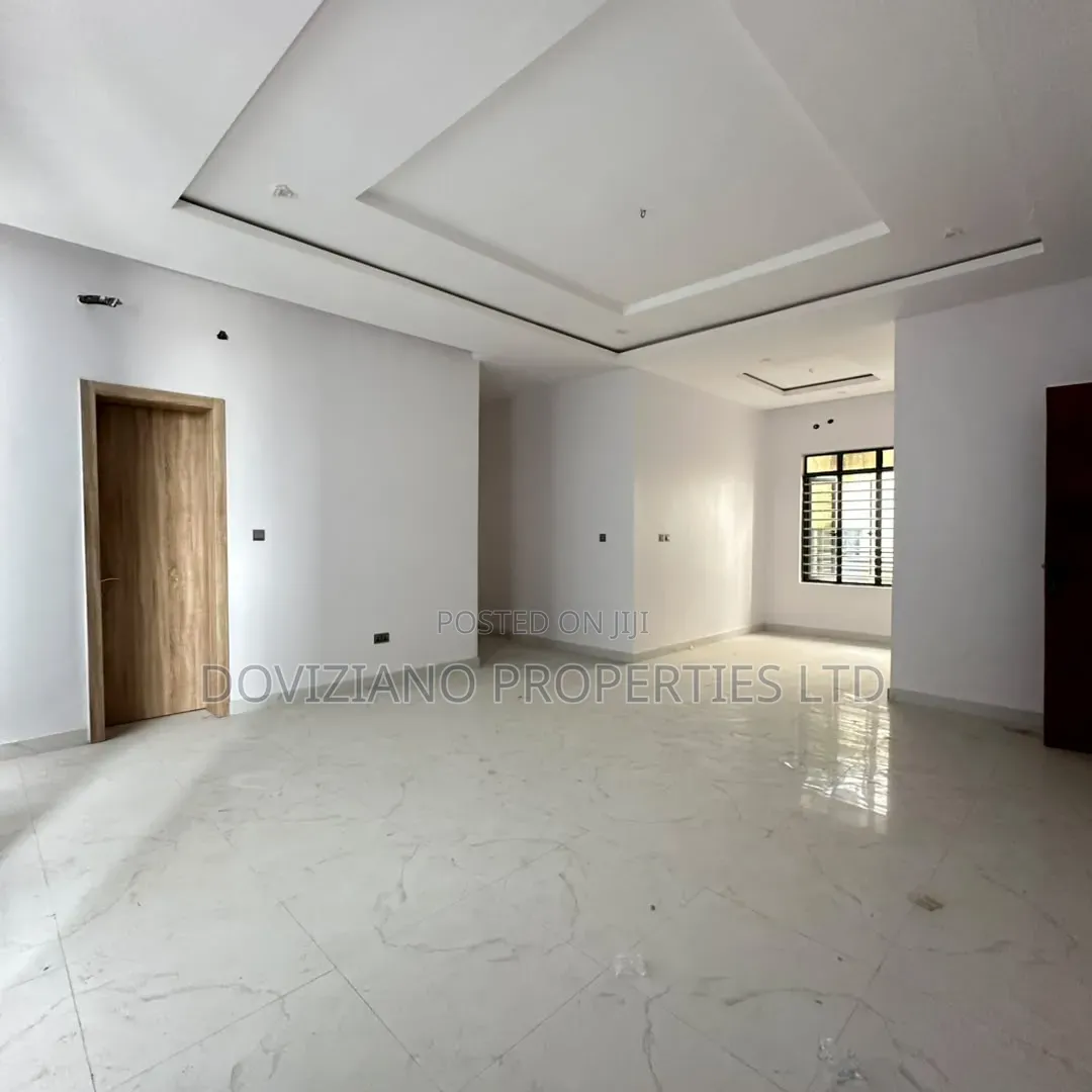 3bdrm Apartment in Abraham Adesanya Estate for sale