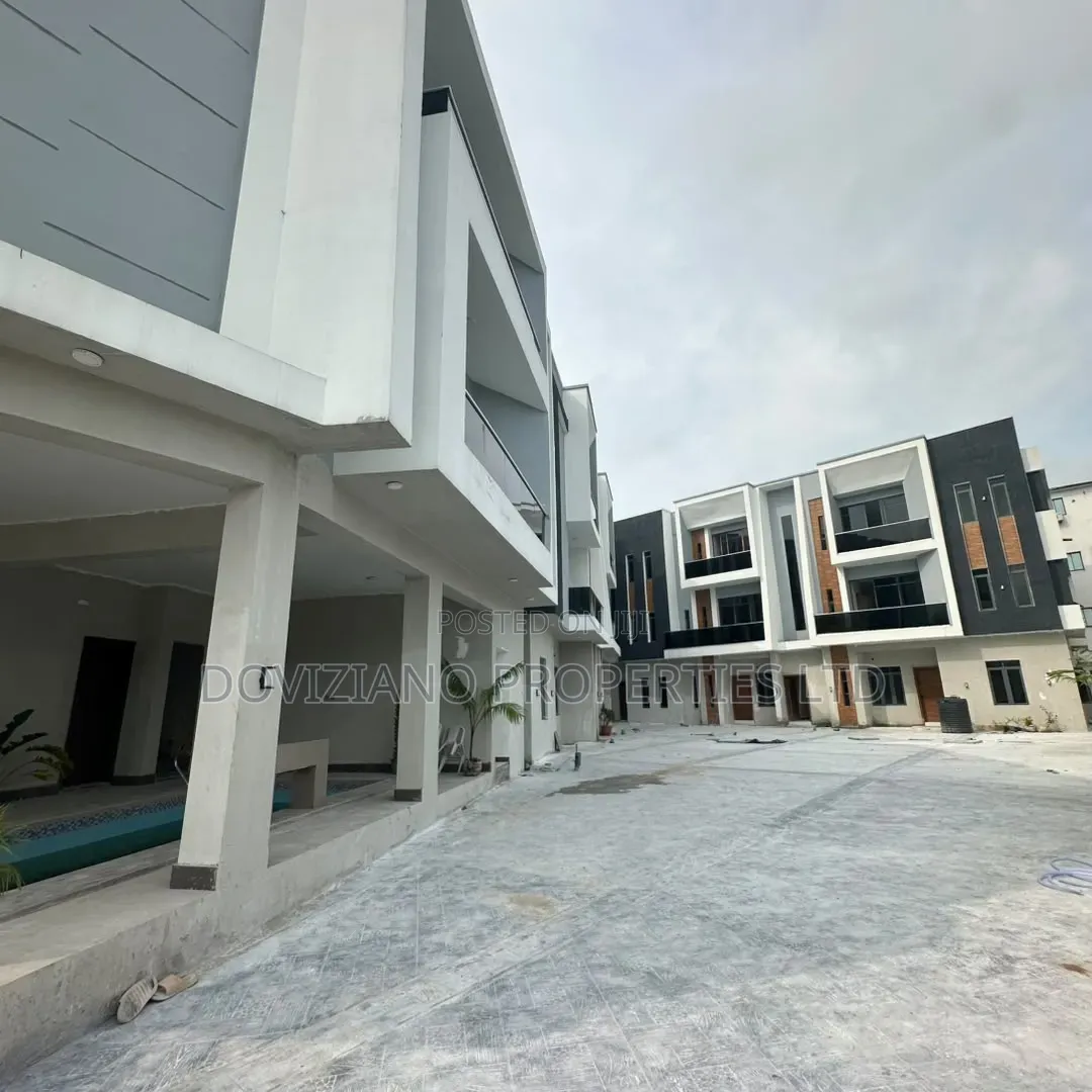 3bdrm Apartment in Abraham Adesanya Estate for sale