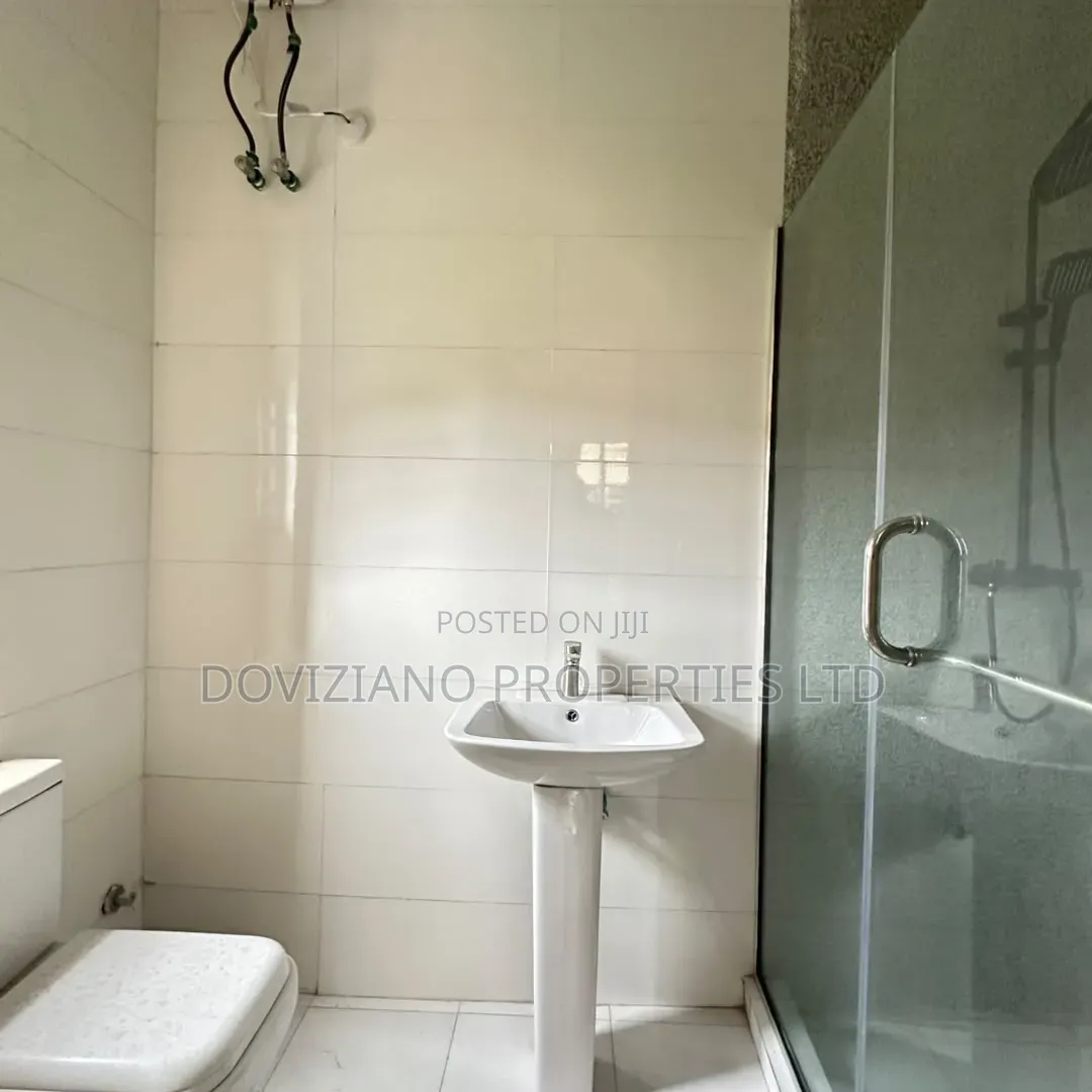 3bdrm Apartment in Abraham Adesanya Estate for sale