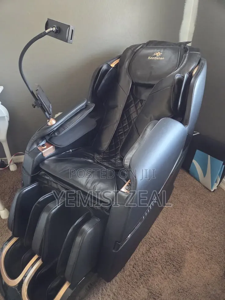 4D Comfy Chair Massager With Full Body Massage and Bluetooth