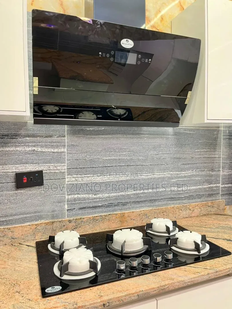 4bdrm Duplex in Osapa london for sale