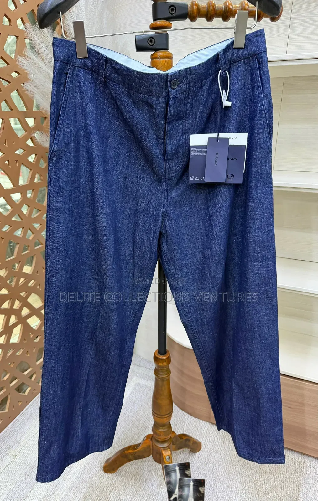 *Original Prada Pant Available in Store  M —— XXL ( 30 —— 37 )