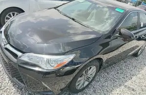 Toyota Camry SE w/Special Edition Pkg (2.5L 4cyl 6A) 2016 Matt Black