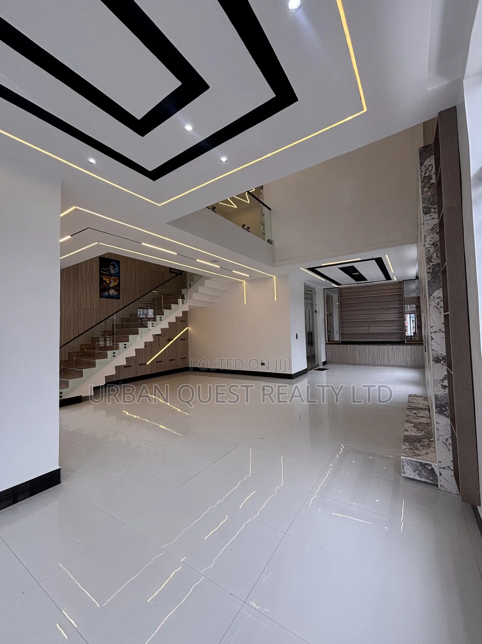 5bdrm Duplex in Monastery Road, Sangotedo for sale