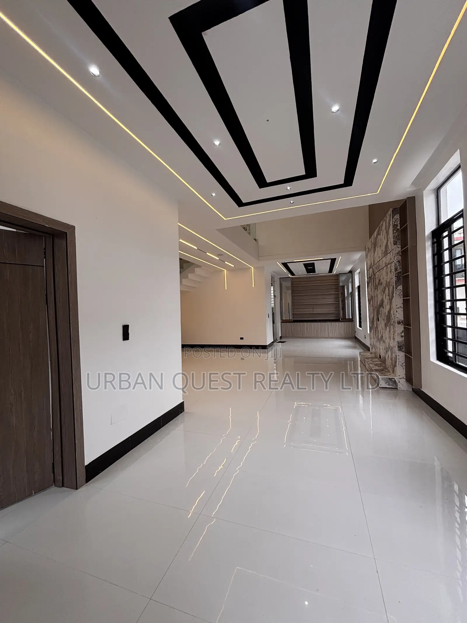 5bdrm Duplex in Monastery Road, Sangotedo for sale