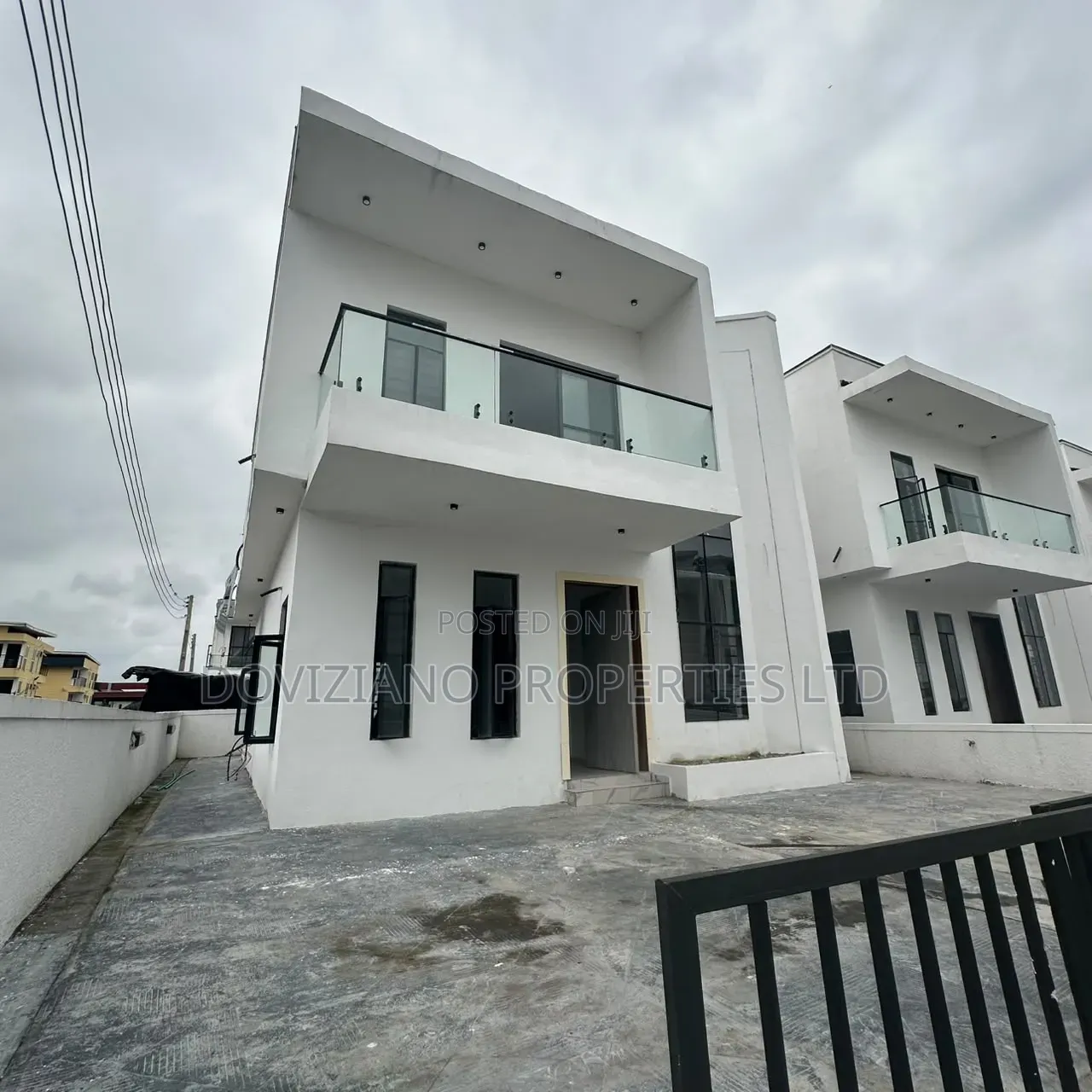 4bdrm Duplex in Sangotedo for sale