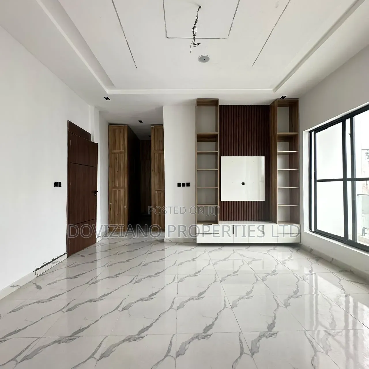 4bdrm Duplex in Sangotedo for sale