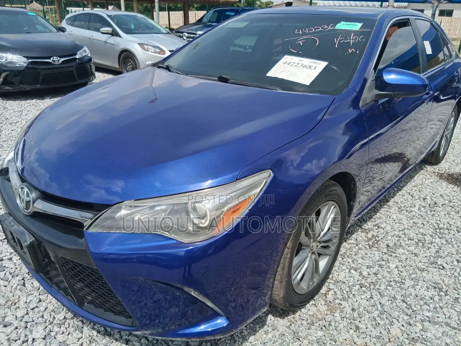 Toyota Camry SE w/Special Edition Pkg (2.5L 4cyl 6A) 2016 Blue