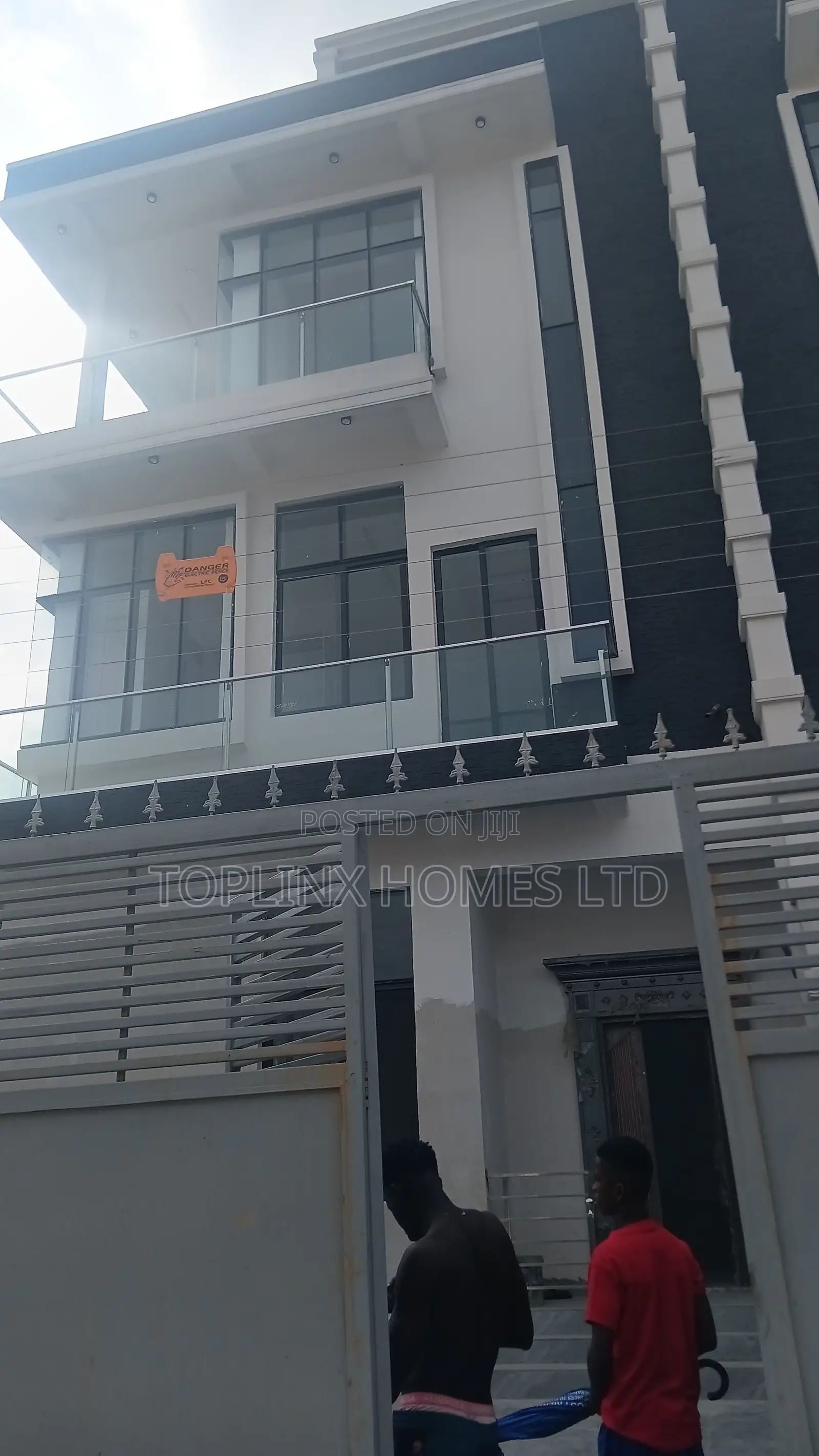 Furnished 4bdrm Duplex in Hossana Estate, Ago Palace for sale