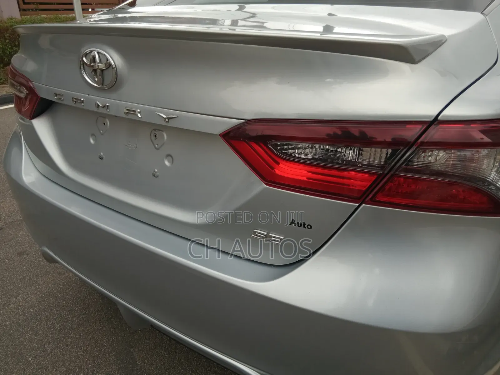 Toyota Camry SE 2022 Silver