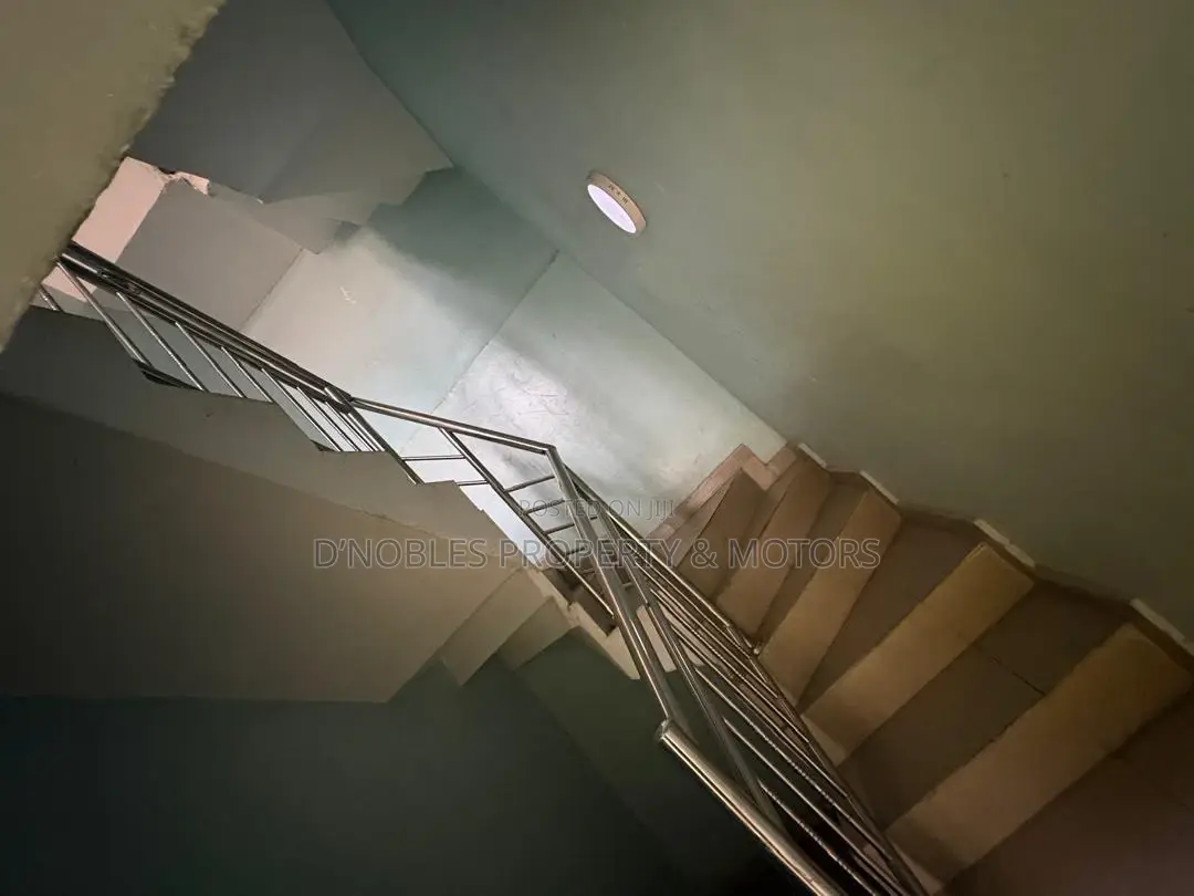 4bdrm Townhouse / Terrace in Wuse 2 for rent