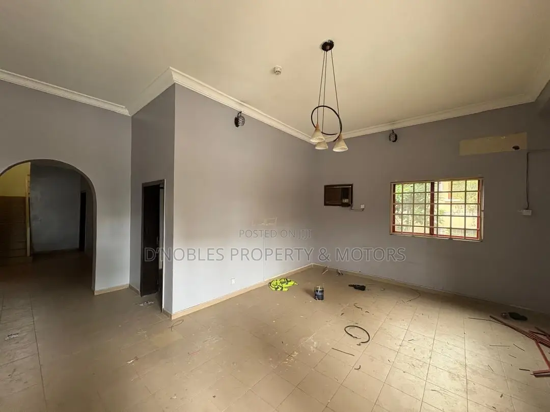 4bdrm Townhouse / Terrace in Wuse 2 for rent