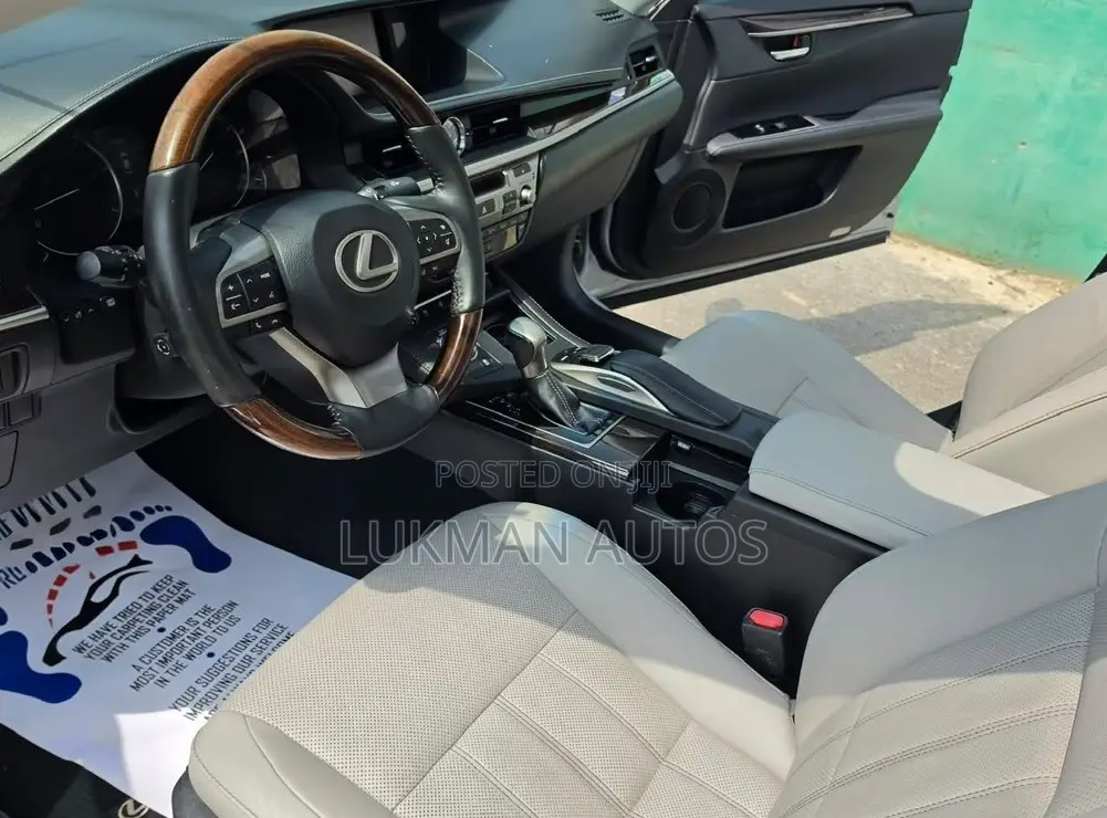 Lexus ES 350 FWD 2016 Silver