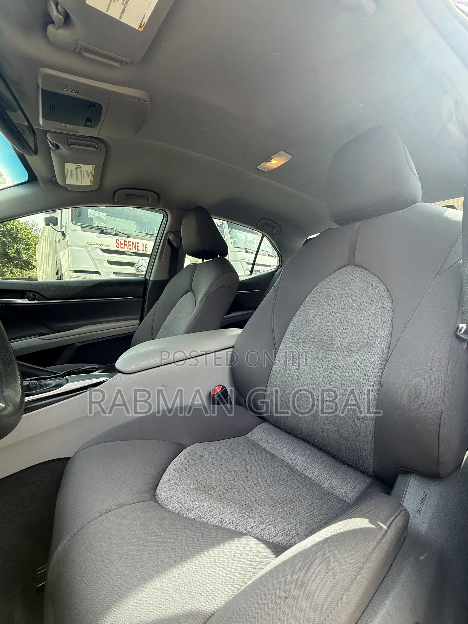 Toyota Camry LE FWD (2.5L 4cyl 8AM) 2018 Gray