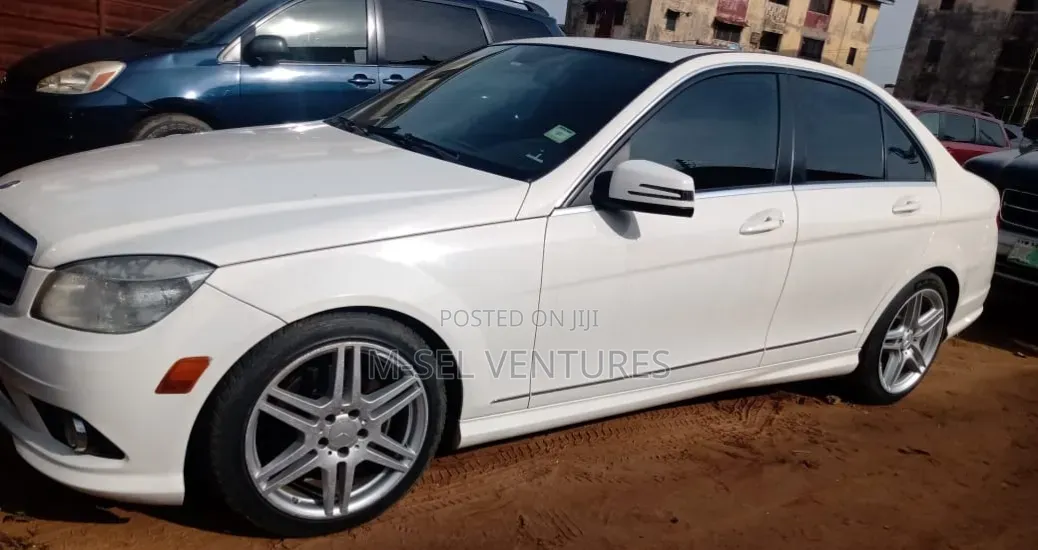 Mercedes-Benz C300 Sport Sedan RWD (3.0L 6cyl 6M) 2010 White
