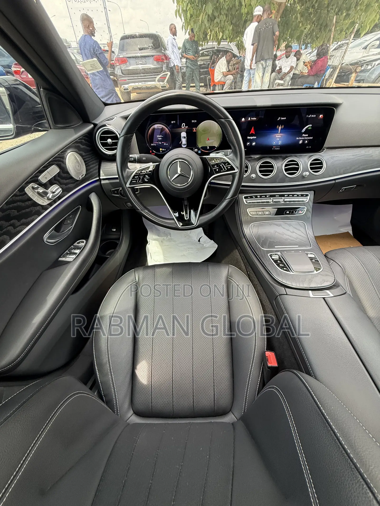 Mercedes-Benz E350 2022 Black