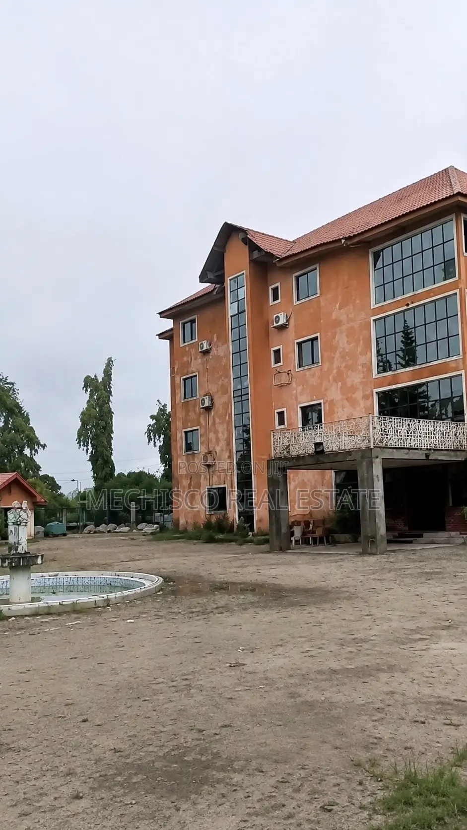 35Rooms 40Rooms Detached Hotel Buildings for Sale in Iwofe