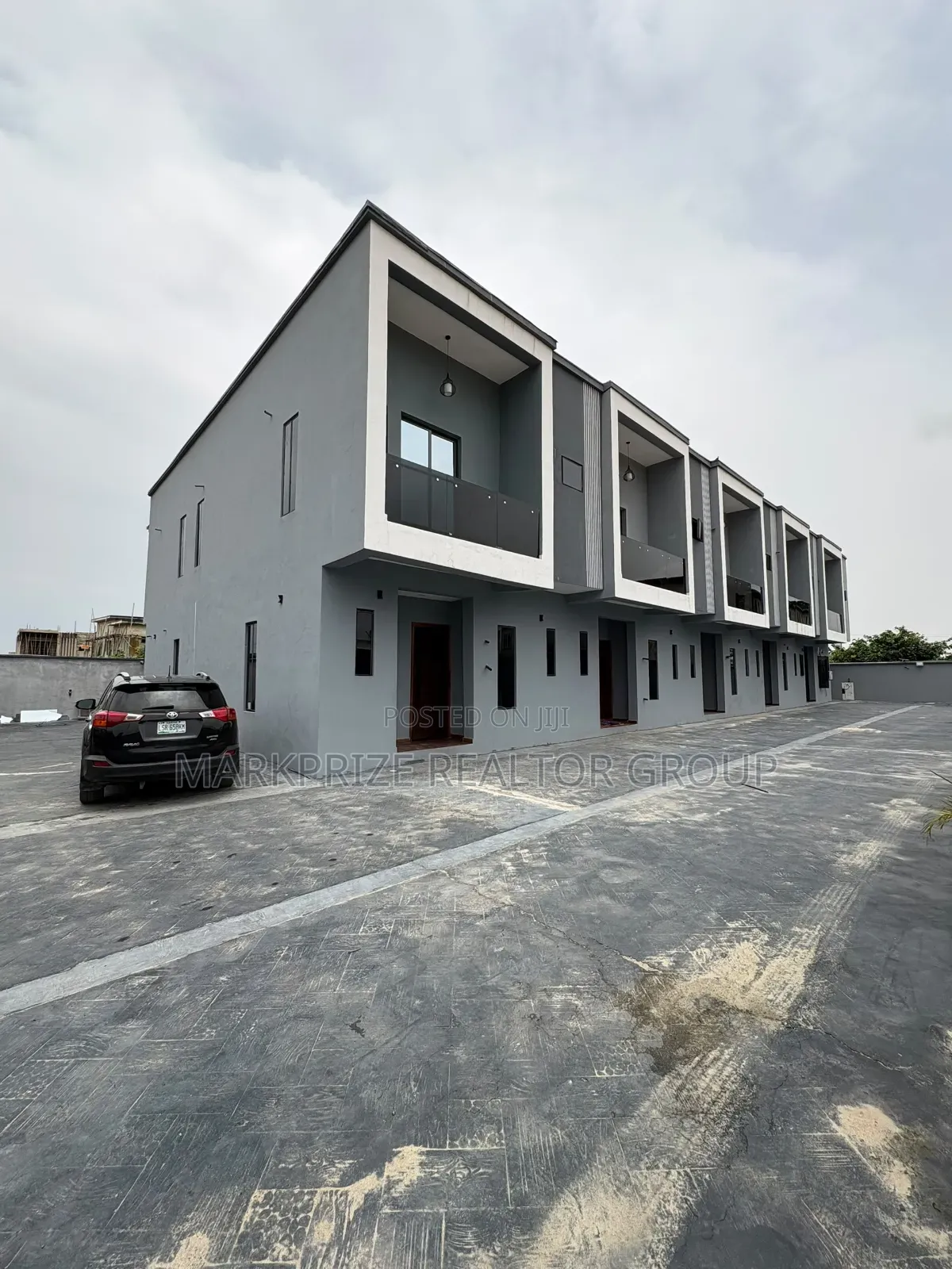 4bdrm Duplex in Ajah Lekki Lagos for sale