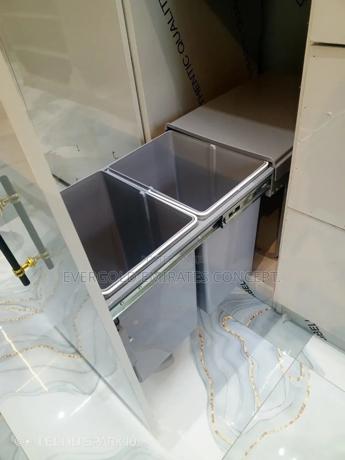 Built in Cabinet Dustbin