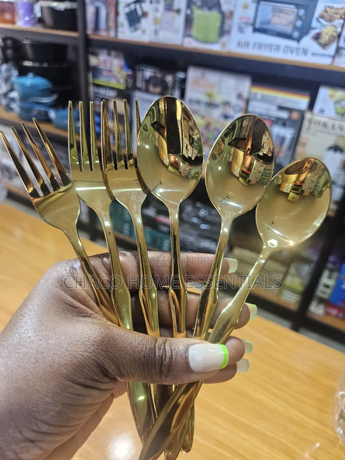 12-Piece Gold Cutlery Set (6 Spoons 6 Forks)