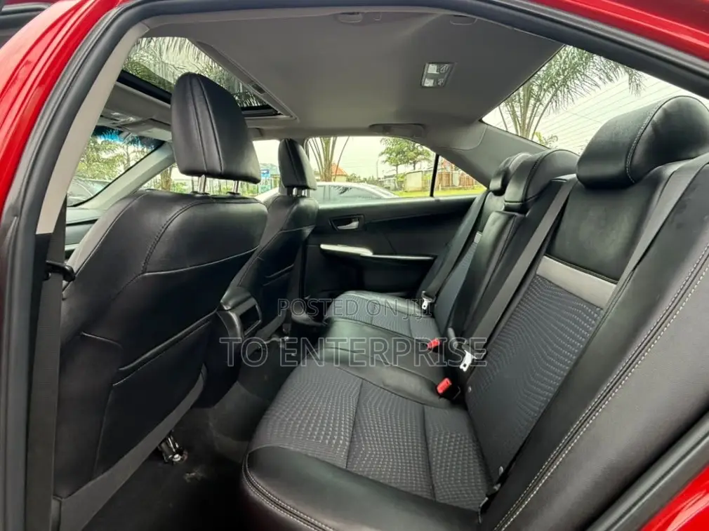 Toyota Camry 2014 Red