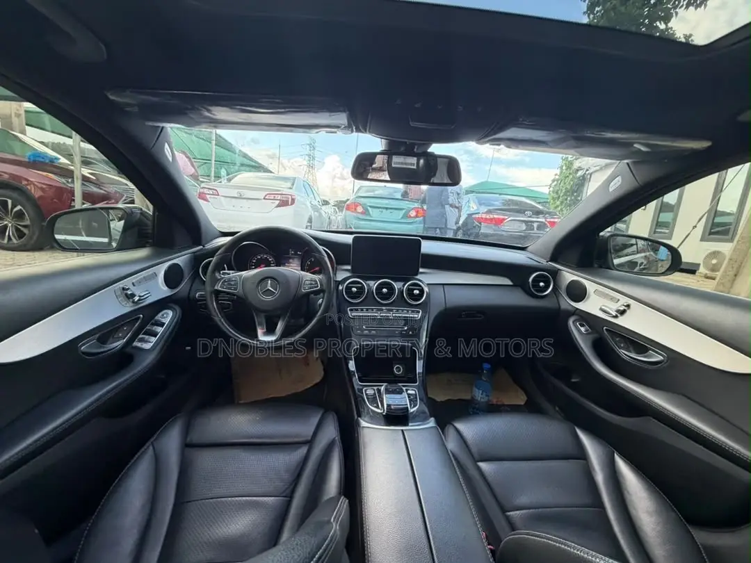 Mercedes-Benz C300 Base 4Matic Sedan AWD (2.0L 4cyl 7A) 2017 Black