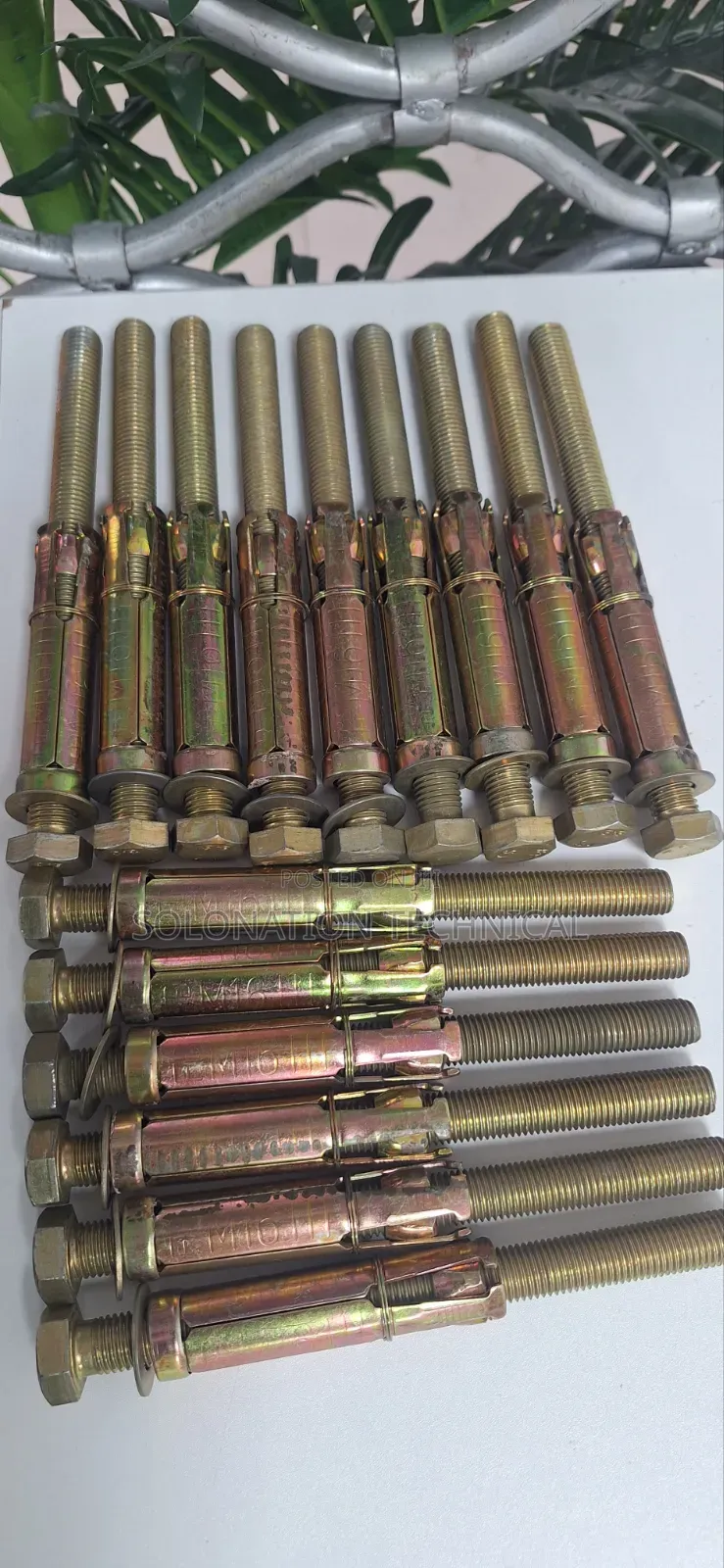 Expansion Bolt and Nut