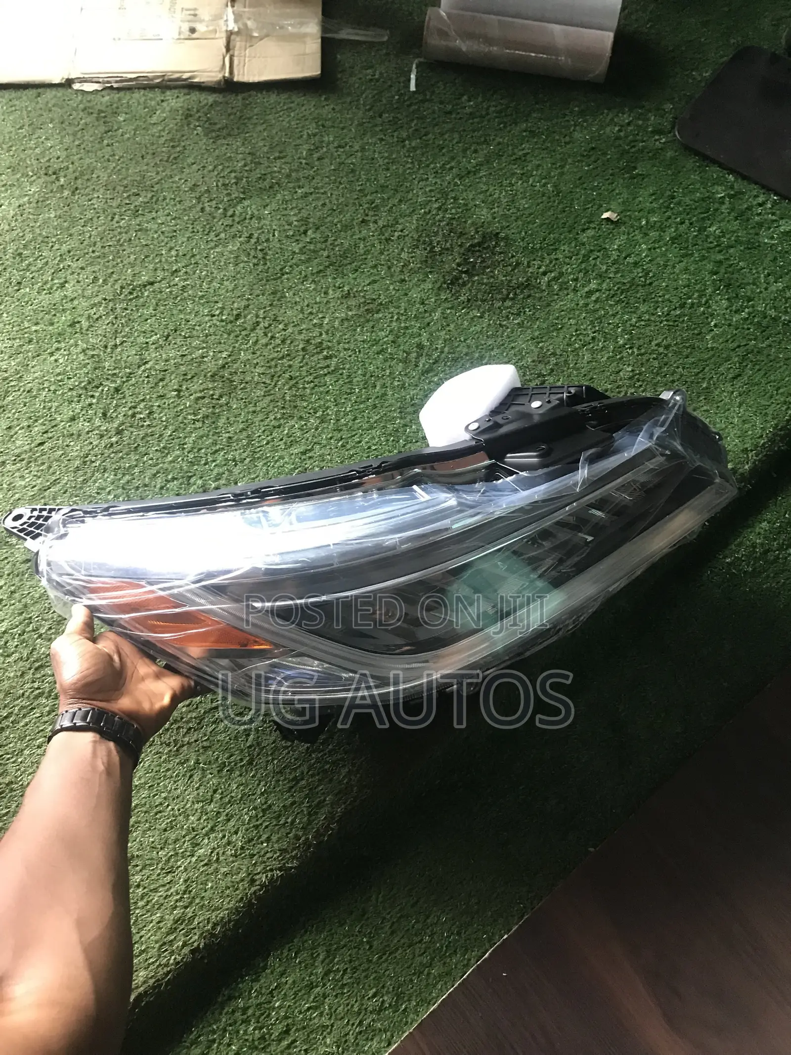 Brand New Right Headlight Honda Accord 2017