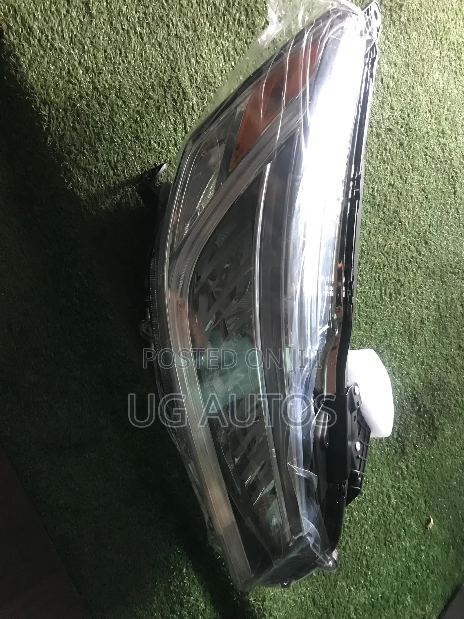Brand New Right Headlight Honda Accord 2017