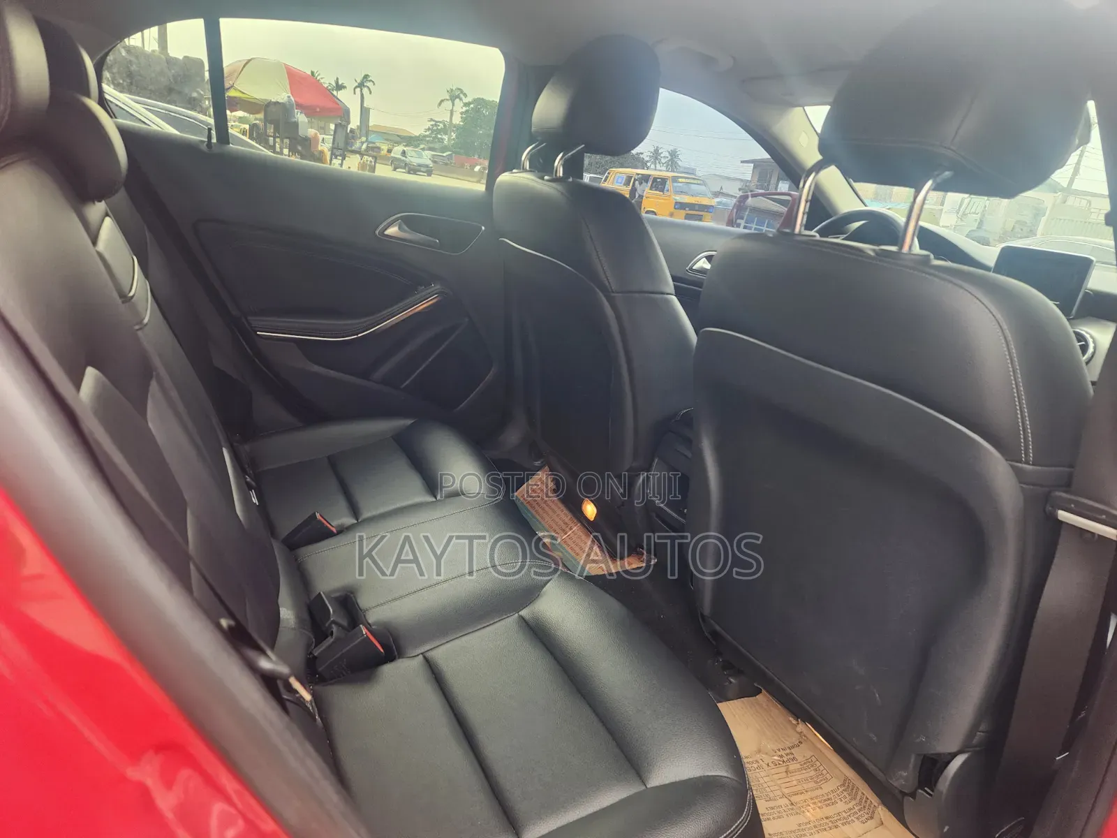 Mercedes-Benz GLA 250 2015 Red