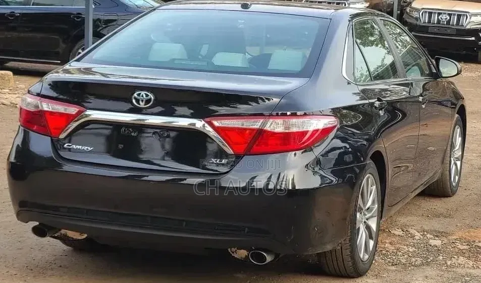 Toyota Camry XLE 4dr Sedan (3.5L 6cyl 6A) 2015 Black
