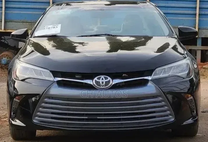 Toyota Camry XLE 4dr Sedan (3.5L 6cyl 6A) 2015 Black