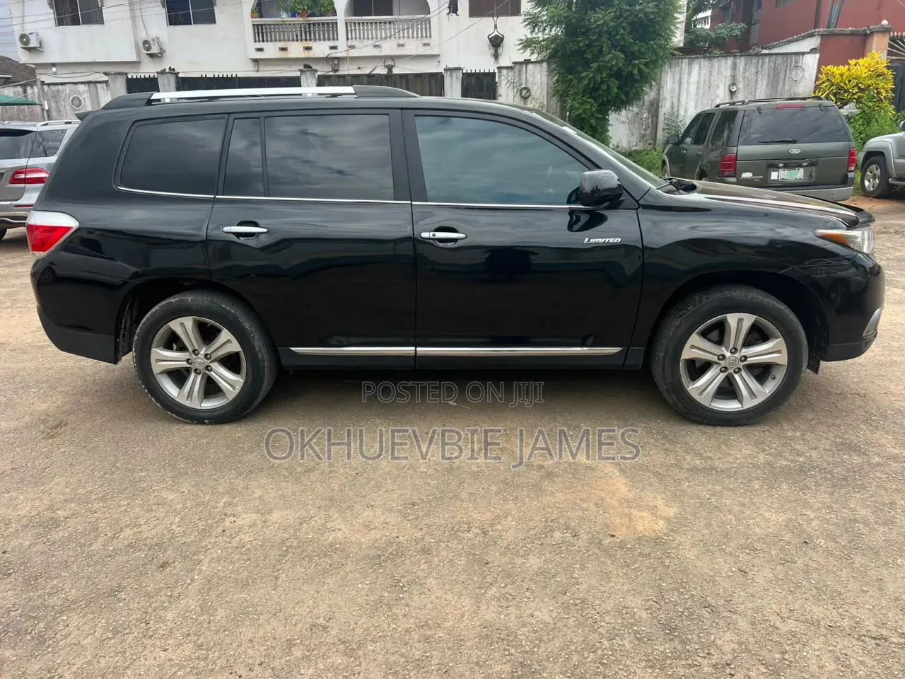 Toyota Highlander Limited 3.5l 4WD 2013 Black